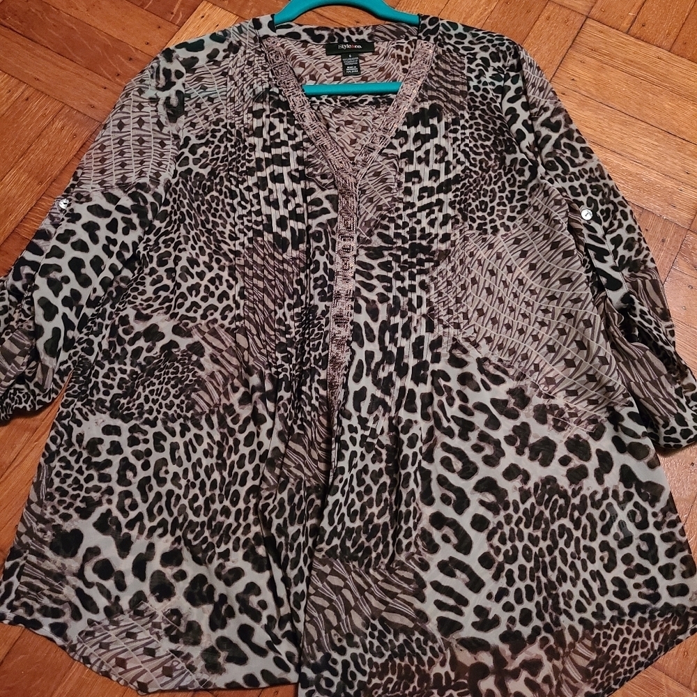 Style & Co top - Picture 2 of 5